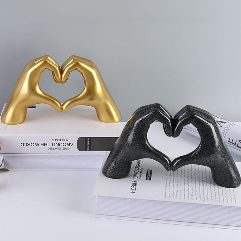 Heart Hands Sculpture Black — PT04